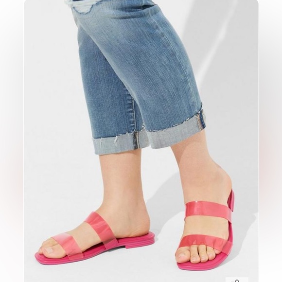 NWT TORRID LUCITE STRAPPY SANDAL PINK 9.5 9 1/2 WW SLIP ON - Picture 5 of 6